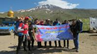 صعود سه گانه كاران مشهد به قله دماوند